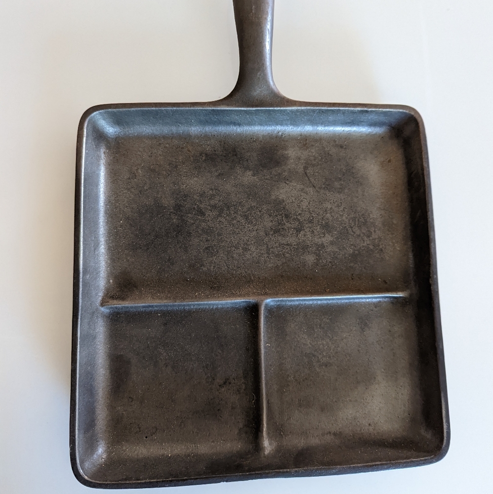 Vintage Wagner Ware Cast Iron
